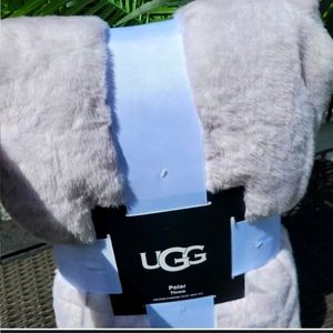 Ugg polar plush throw blanket light purple